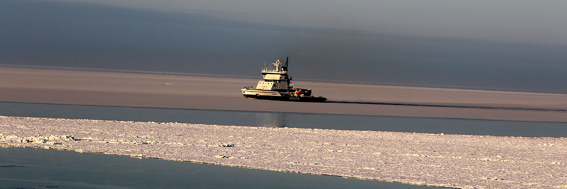 MS Tavastland im Eismeer